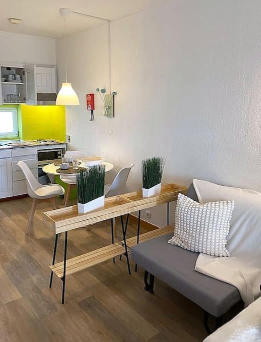 אלבופיירה Studio With Great Sea View, Near The Beach, With Ac And Pools מראה חיצוני תמונה
